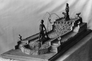 Макет фонтана «Мальчик и девочка Удэ». Фото из архива Е. Н. Персидской